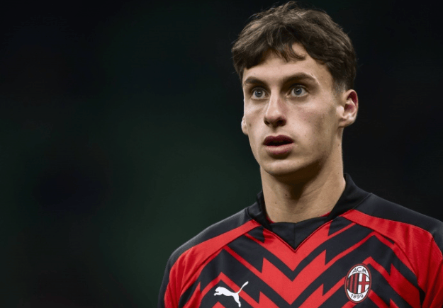 关于意甲球队AC米兰宣布签下新秀中场大将,实力得以进一步强化的信息 关于意甲球队AC米兰宣布签下新秀中场大将,实力得以进一步强化的信息