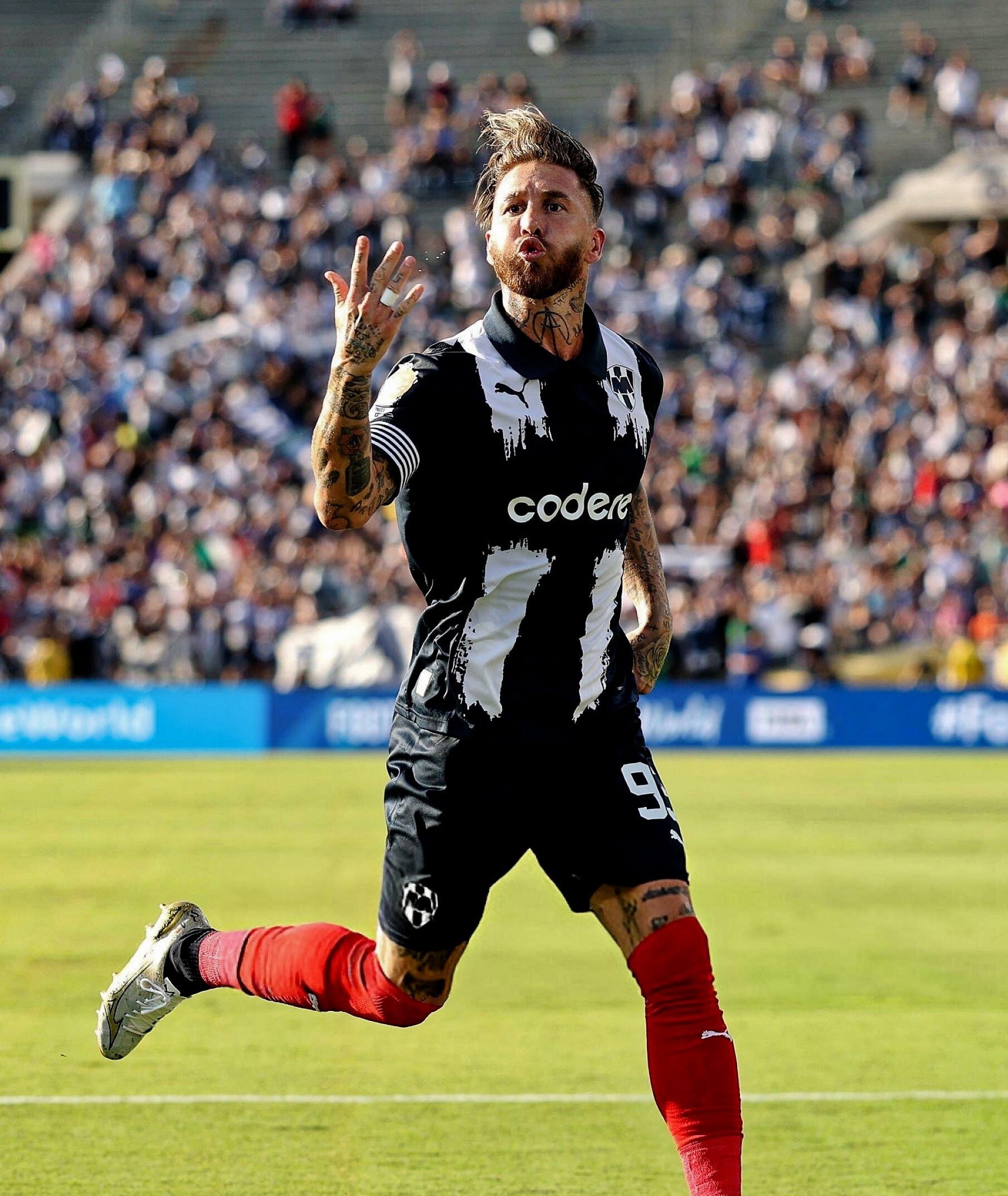 关于拉莫斯赛季表现稳定,领衔球队斩获关键胜利。的信息 关于拉莫斯赛季表现稳定,领衔球队斩获关键胜利。的信息