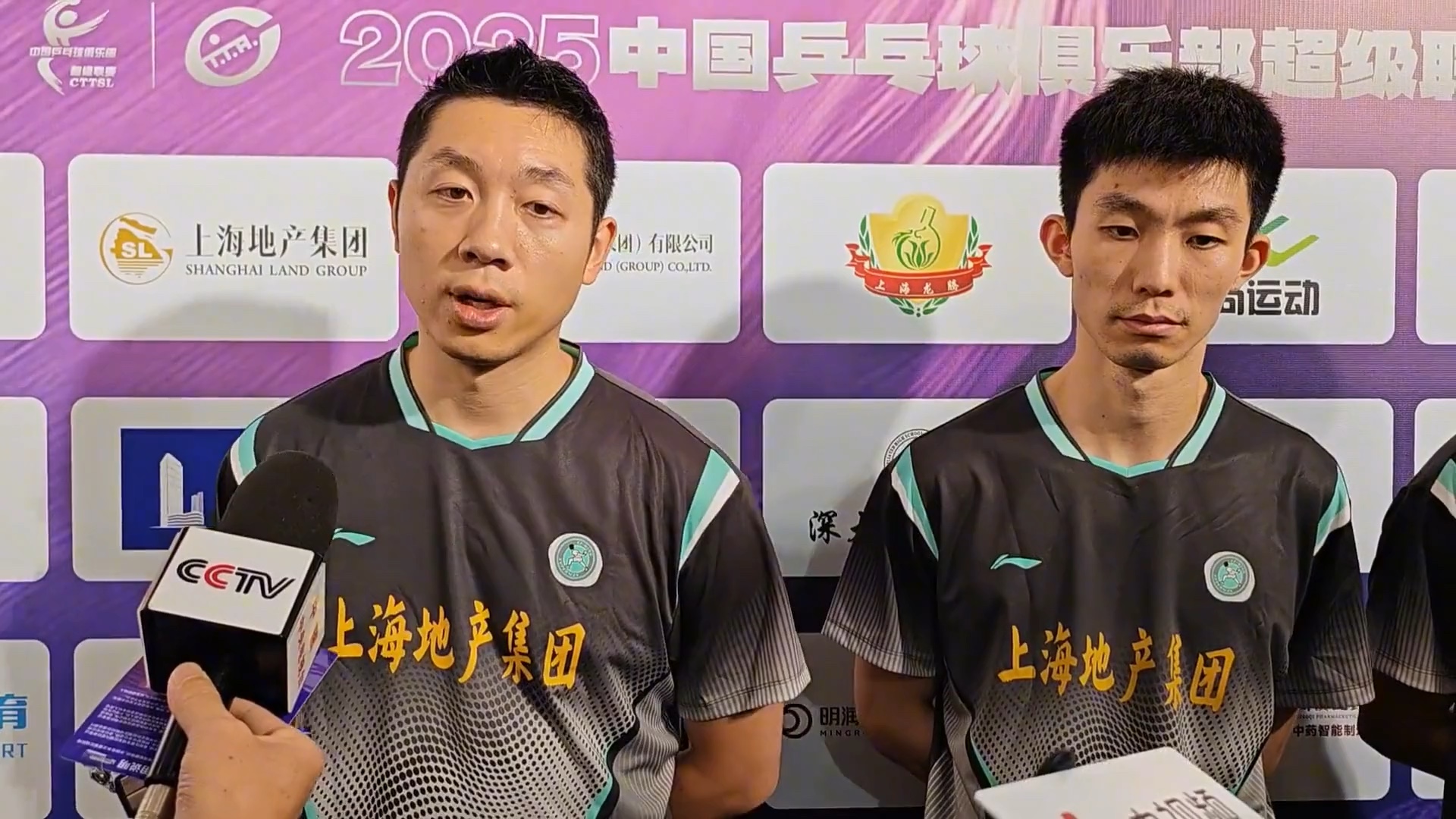 韩国乒乓球队轻取英国乒乓球队，许昕关键制胜的简单介绍