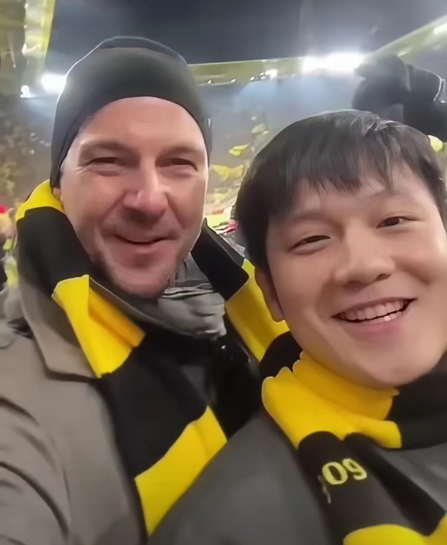 关于英国乒乓球队险胜比利时乒乓球队，波尔完成帽子戏法的信息