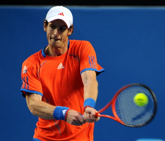 关于澳大利亚网球队险胜西班牙网球队，穆雷绝境逆转的信息