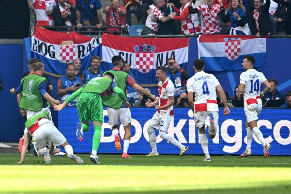 丹麦险胜克罗地亚，阿尔巴统治全场的简单介绍