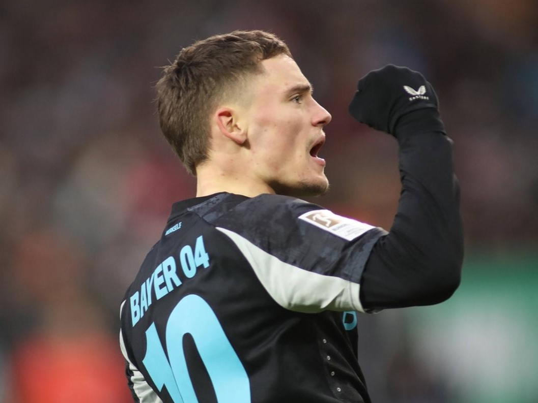 关于勒沃库森攻守兼备，追赶领头羊的信息