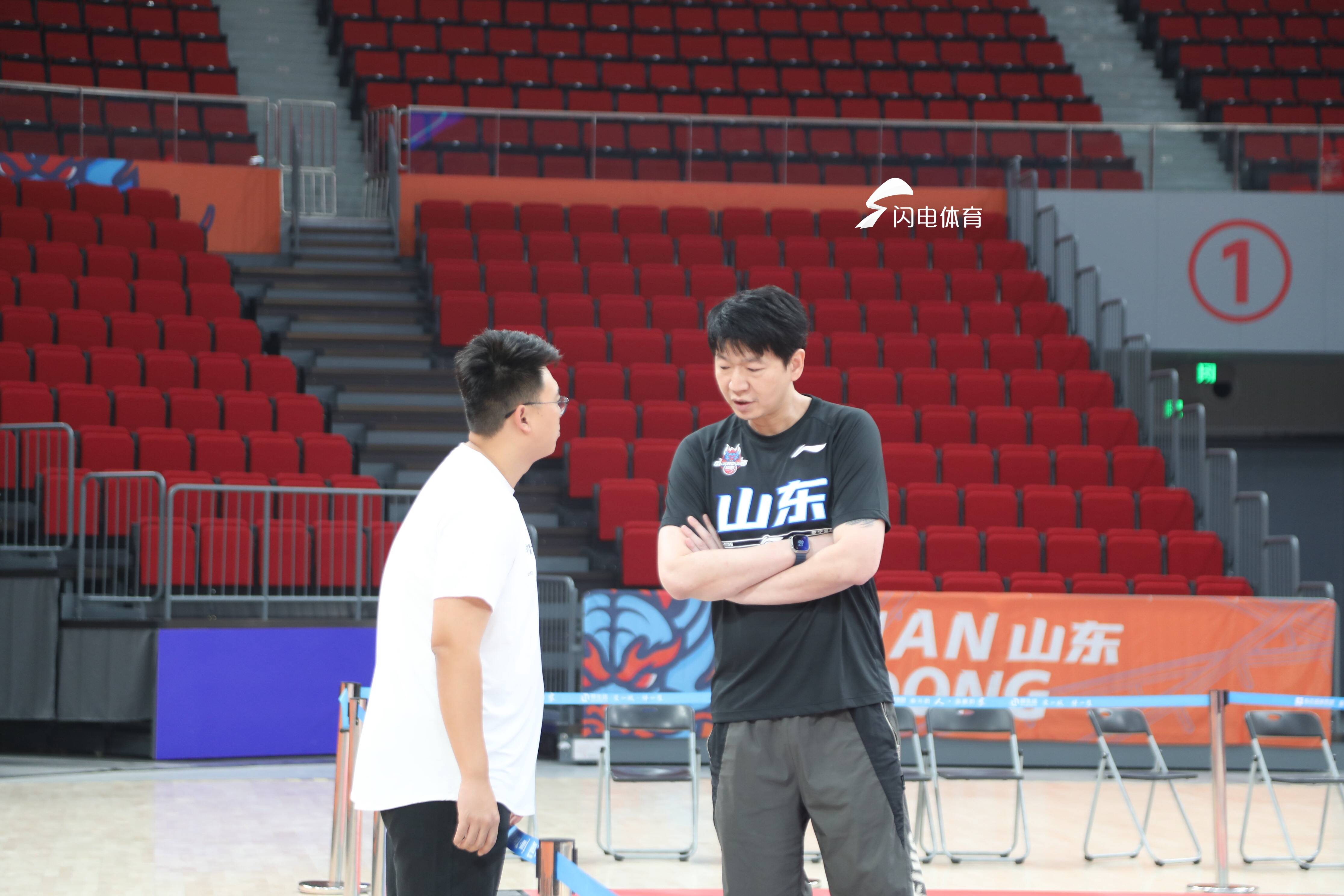 山东男篮战胜江苏队,士气大振的简单介绍 山东男篮战胜江苏队,士气大振的简单介绍