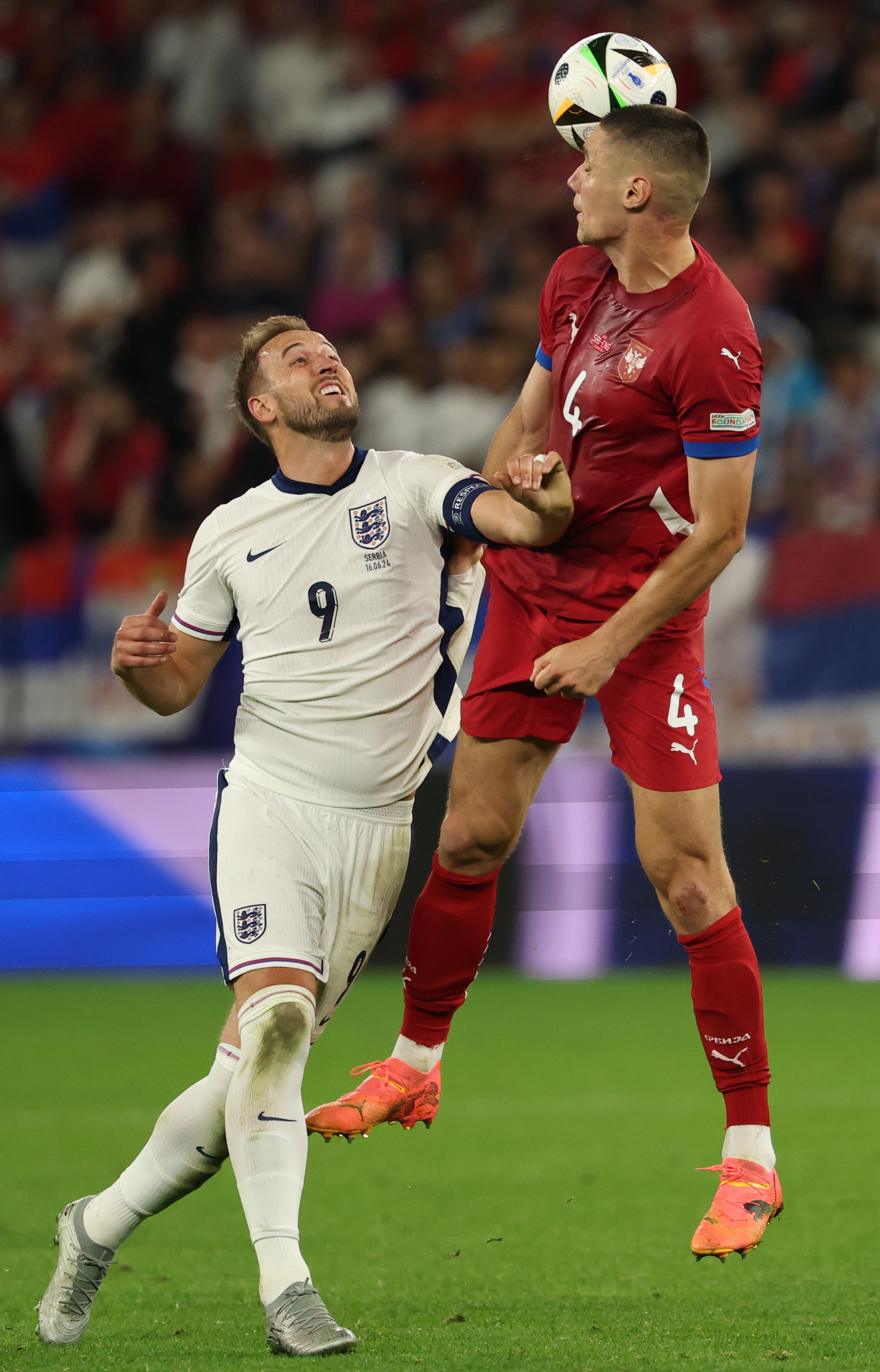 包含塞尔维亚队员充满信心：备战下一场硬仗的词条