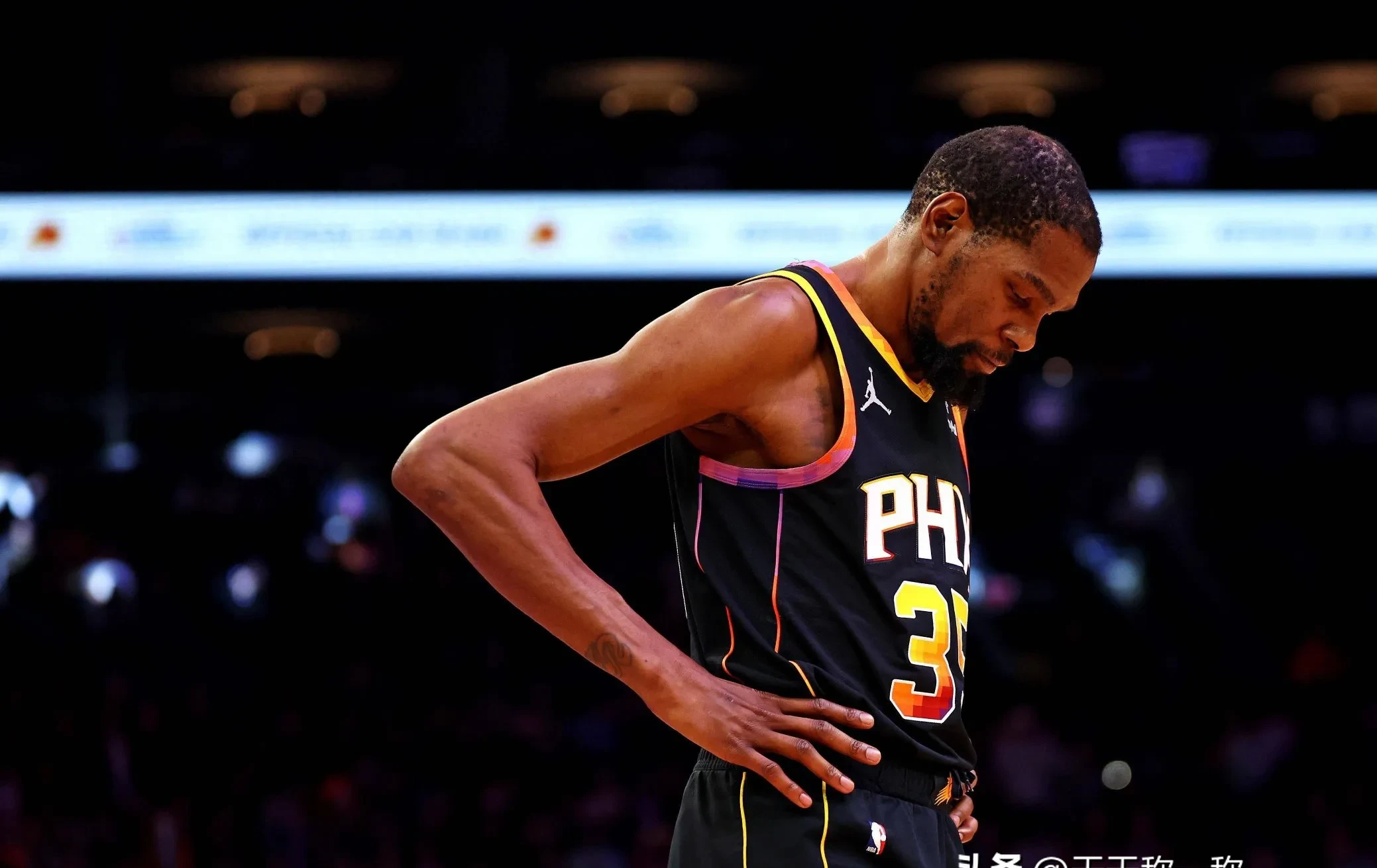 勇士惊险逆转太阳，杜兰特砍下30分