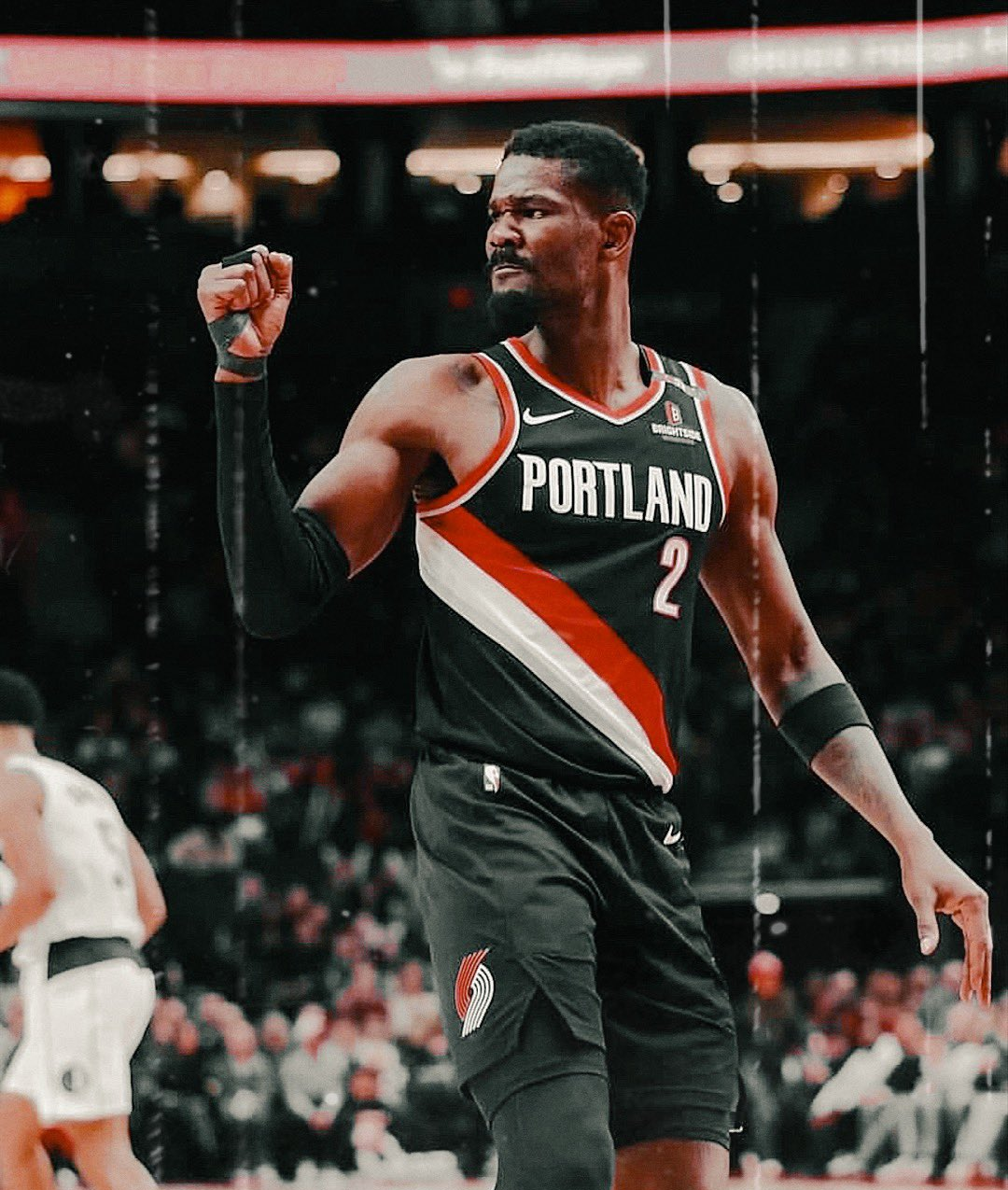 太阳大胜掘金，艾顿作用巨大，内线稳固的简单介绍