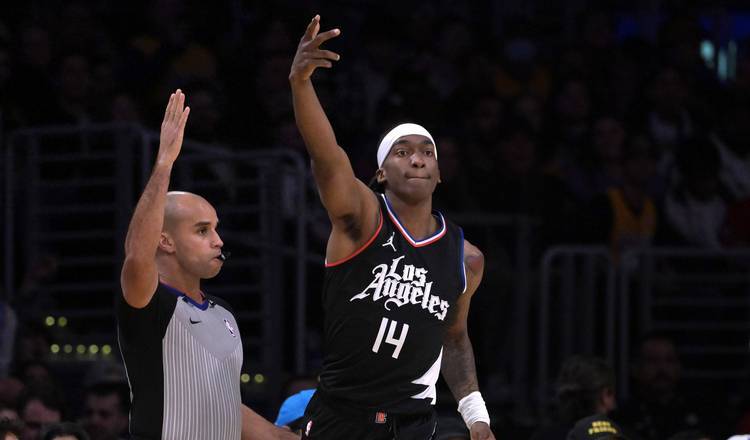 快船客场大胜凯尔特人，提升士气