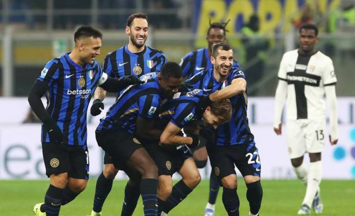 包含阿贾克斯主场大胜国际米兰,淘汰悬念重现的词条 包含阿贾克斯主场大胜国际米兰,淘汰悬念重现的词条