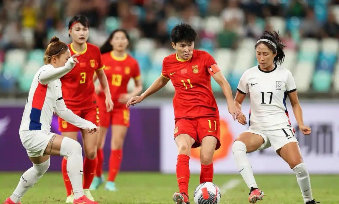 包含亚洲锦标赛：中国女足史无前例地夺冠的词条