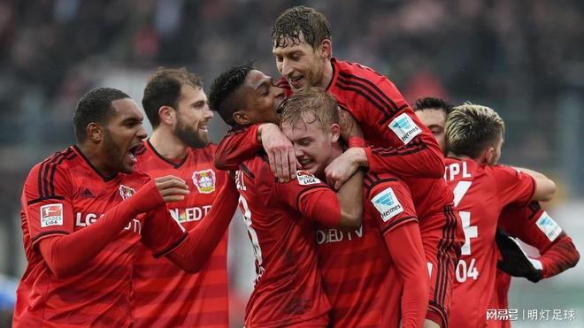 雷恩足球队在新一轮联赛中取得连胜 雷恩足球队在新一轮联赛中取得连胜