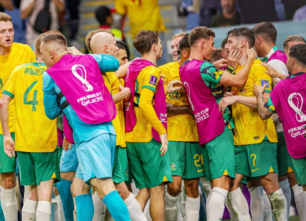 包含波兰乒乓球队力克瑞典乒乓球队，水谷隼完成帽子戏法的词条