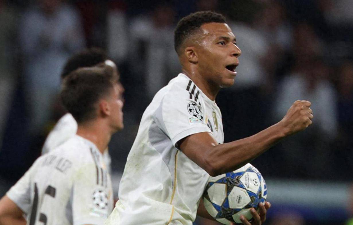 莱比锡红牛逆转那不勒斯，姆巴佩送出助攻的简单介绍