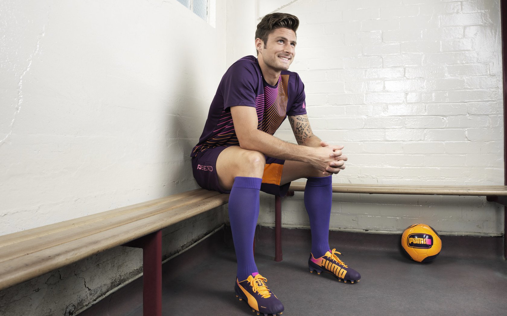 弗拉霍维奇终场爆发,尤文绝杀爱尔兰点燃复兴希望