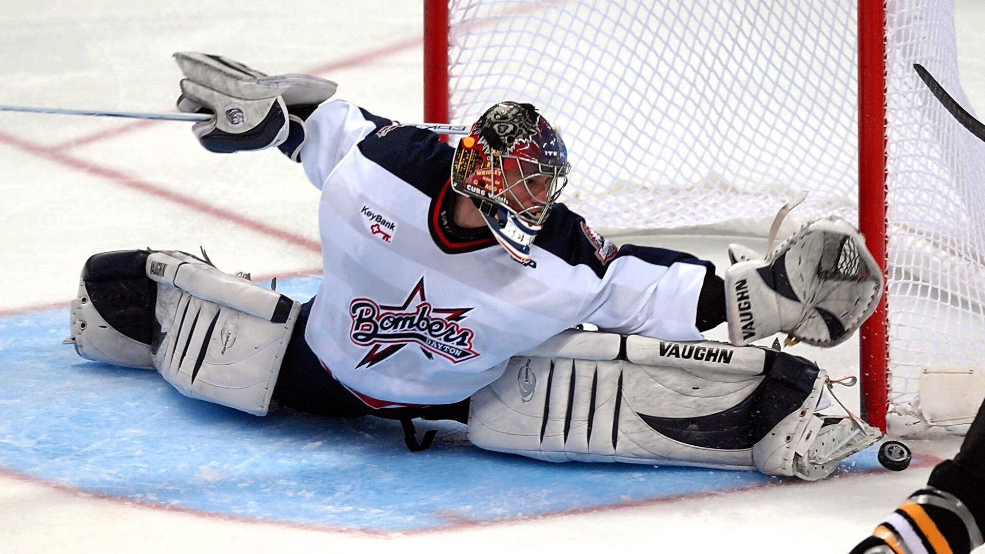 开云体育登录-法网翻盘ATP总决赛，阿尔卡拉斯扛起全队，新生代王者的加冕礼